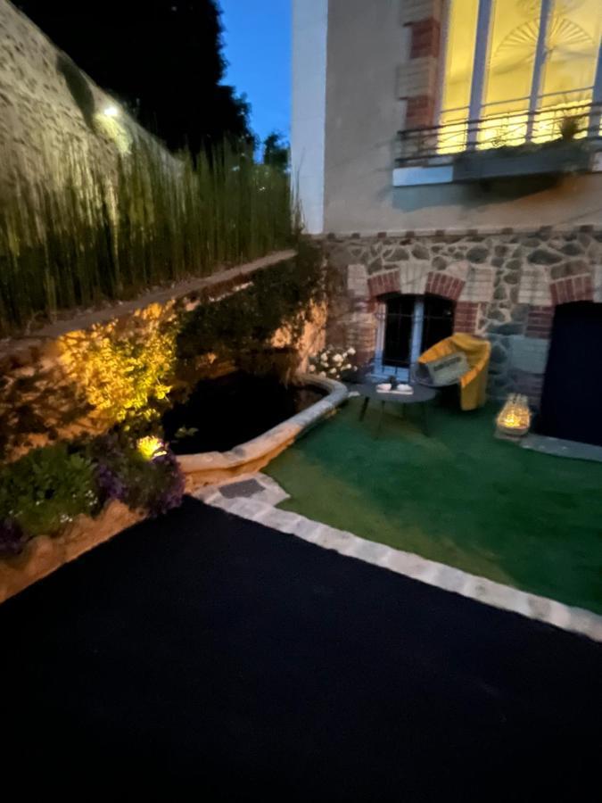 La Demeure Bed & Breakfast Sillé-le-Guillaume Exterior foto